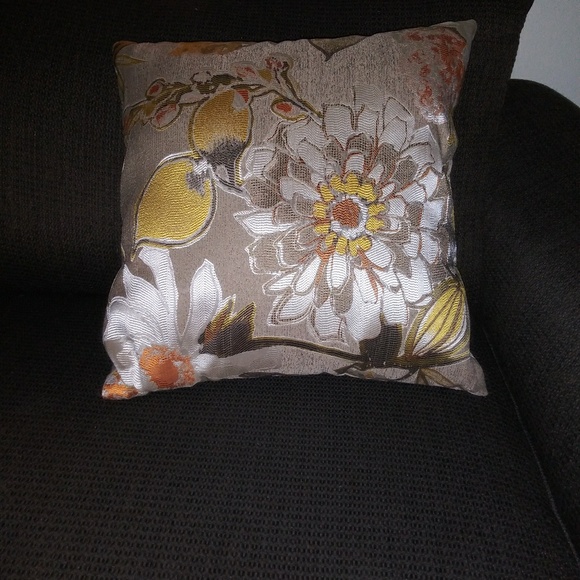 One pretty throw pillow. Great for movie night. - Picture 2 of 4